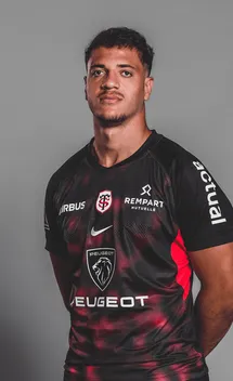 Théo Ntamack