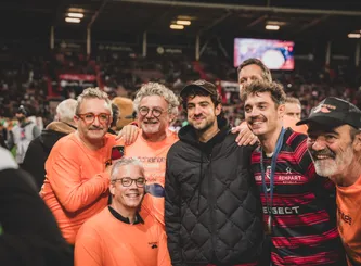 Association Les Bacchantes pour Movember à l'avant match ST-SFP 25/26