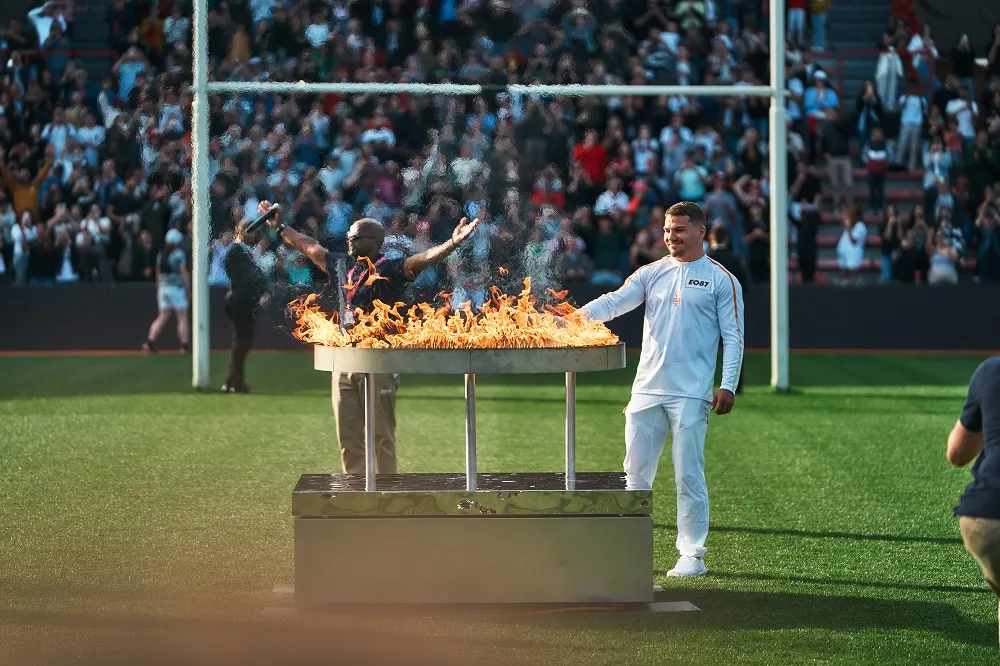 Antoine Dupont allume le chaudron Olympique