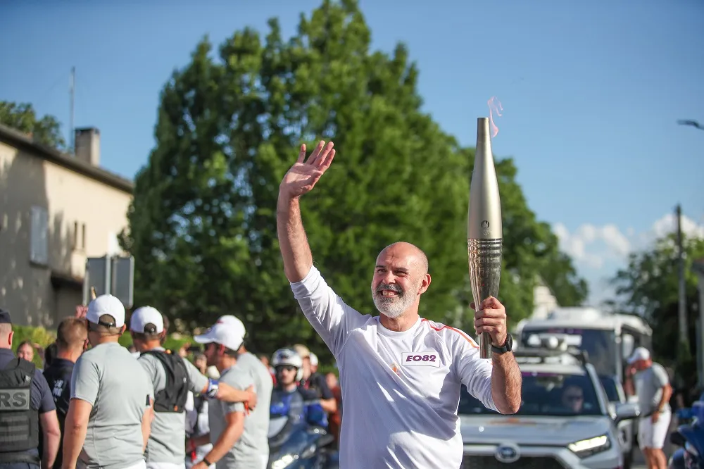 David Berty, relayeur de la Flamme Olympique